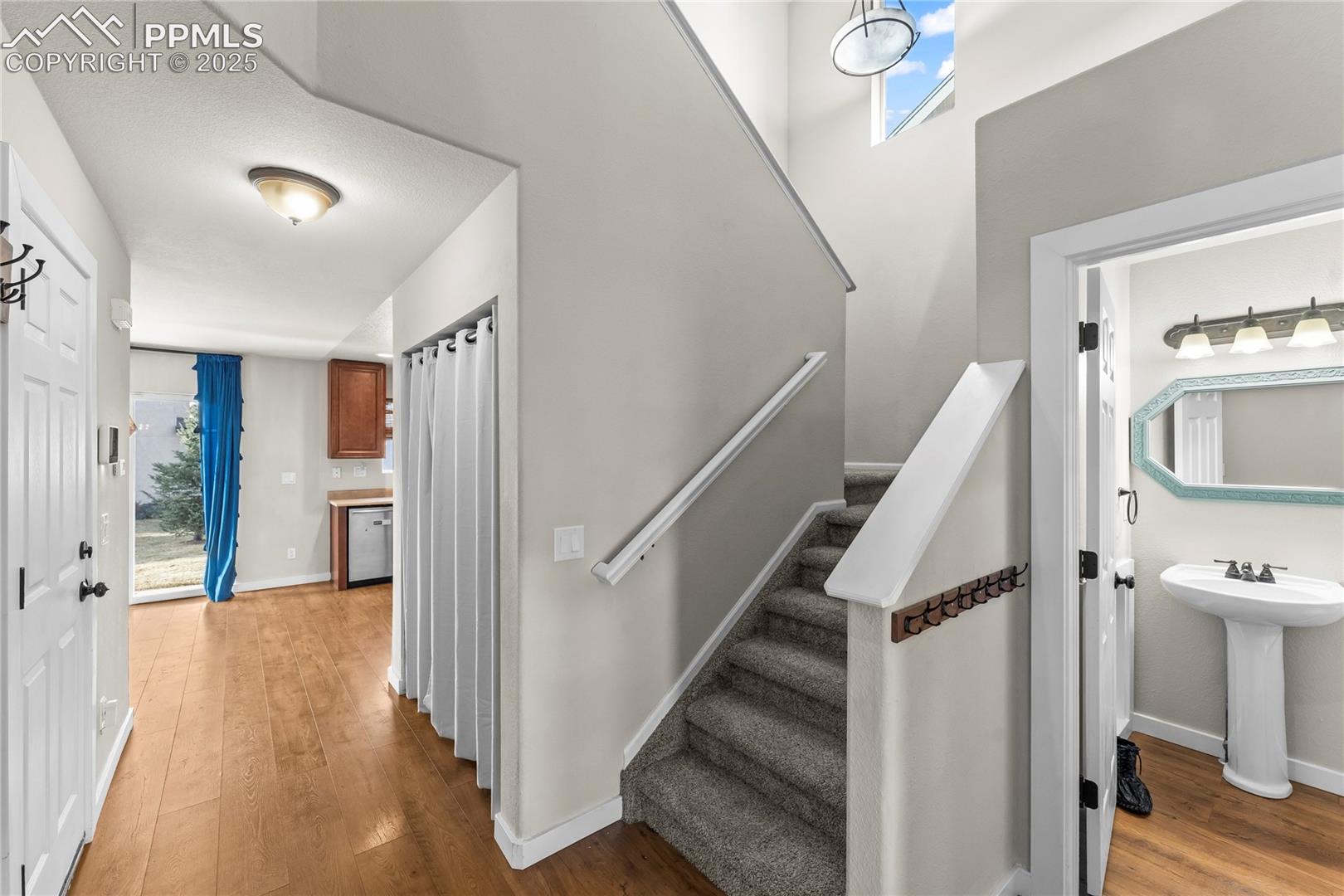 Photo 7 of 11508 Black Maple Lane, Colorado Springs