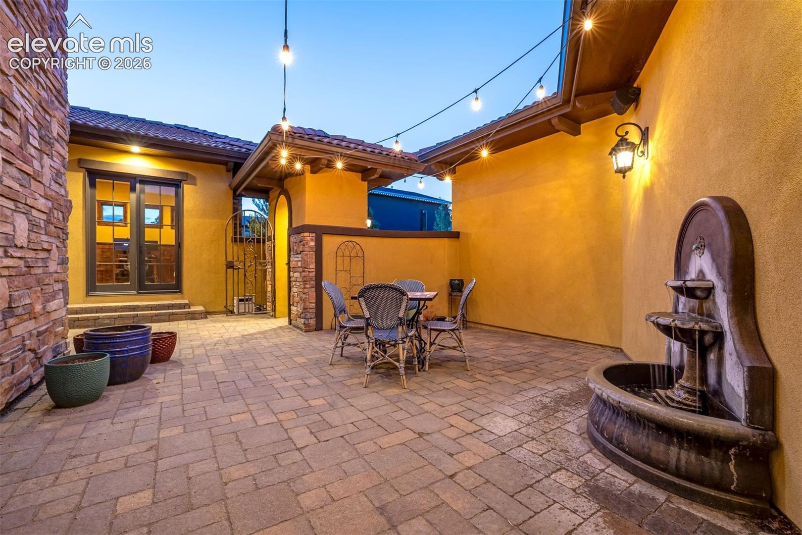 Entry Courtyard