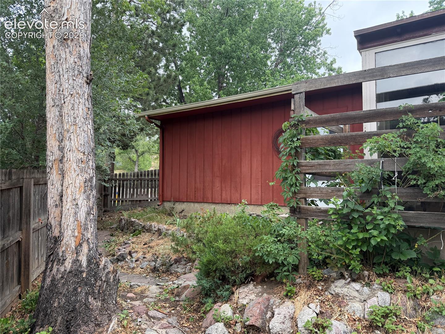 3817 N Midsummer Ln, Colorado Springs, CO 80917