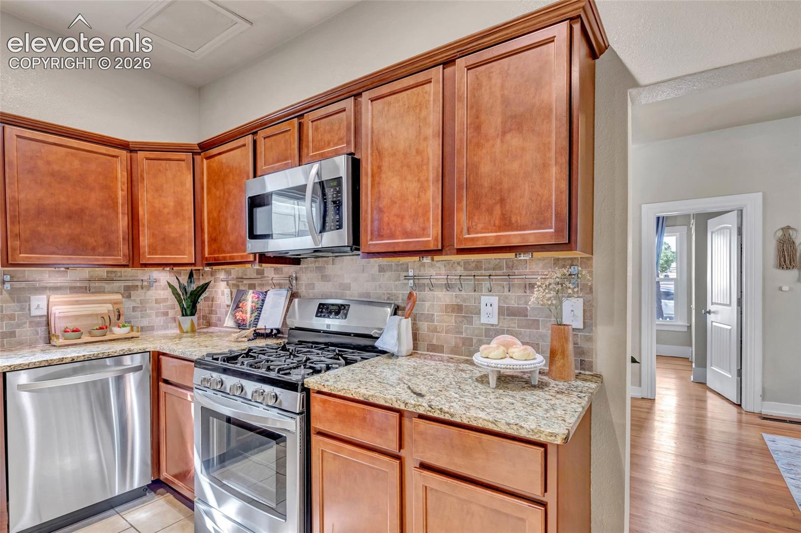 Photo 17 of 1719 W Colorado Avenue, Colorado Springs