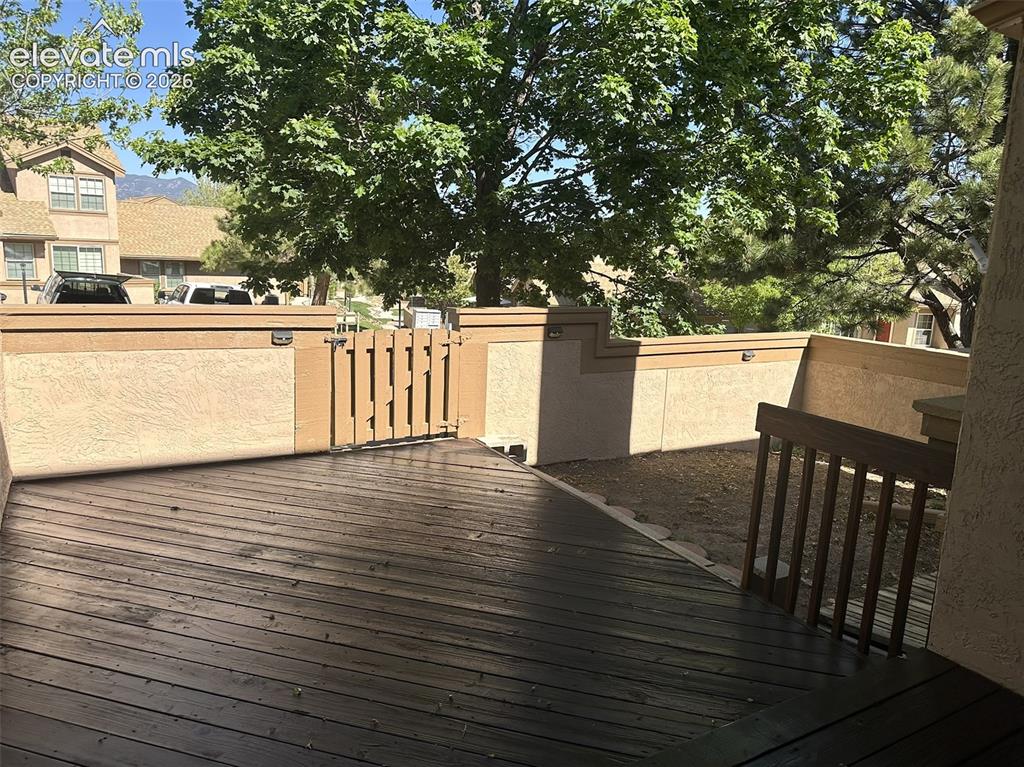 6109 Pine Hill Dr, Colorado Springs, CO 80918