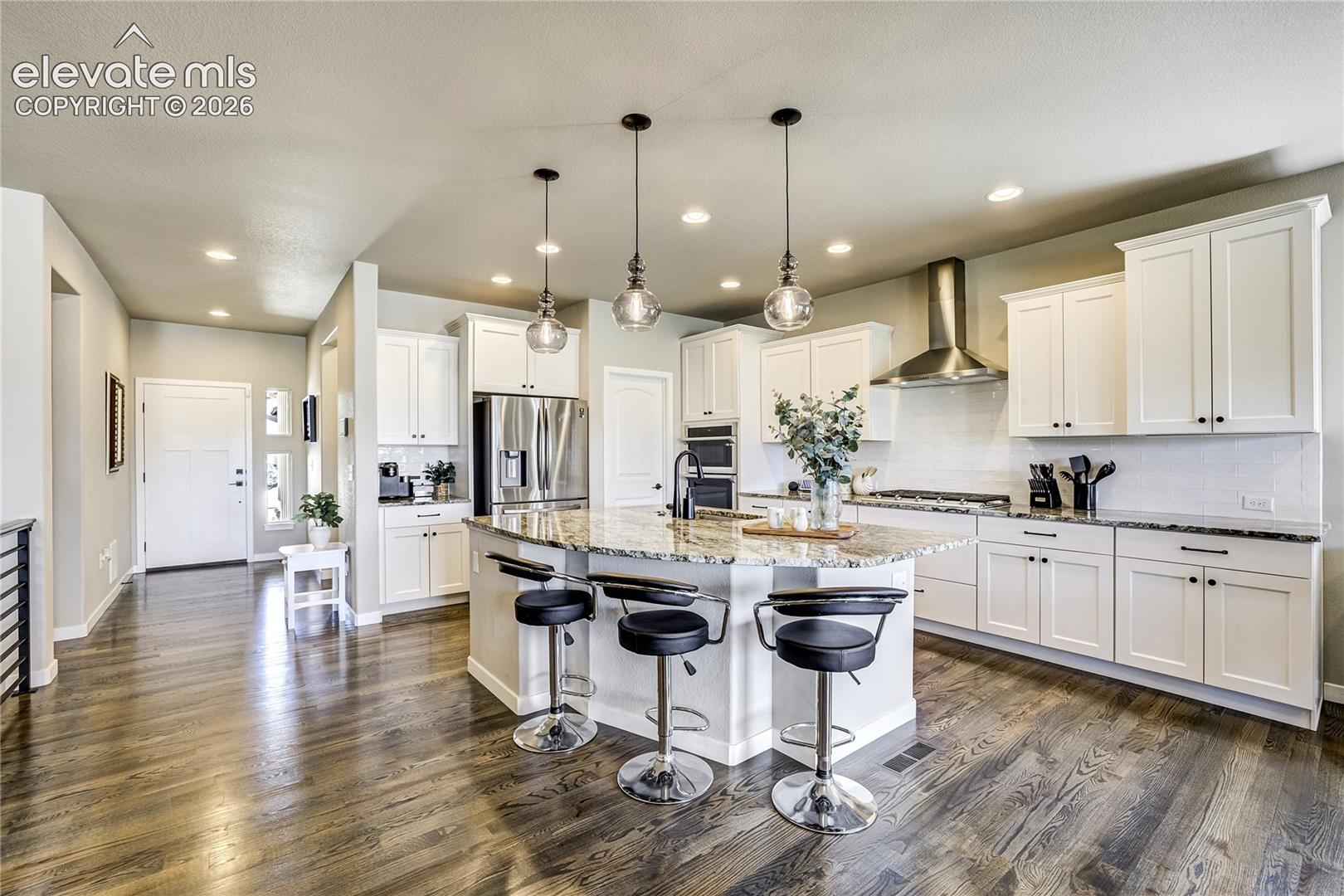 The Heart of the Home |
An oversized island, designer finishes, and mountain views make every meal feel a little more special.