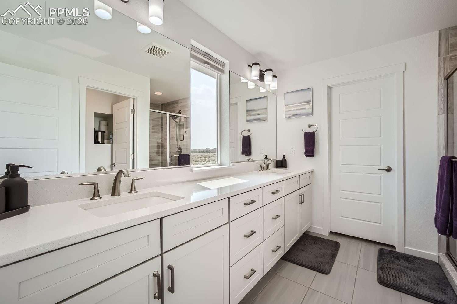 Photo 14 of 9107 Glitter Way, Colorado Springs