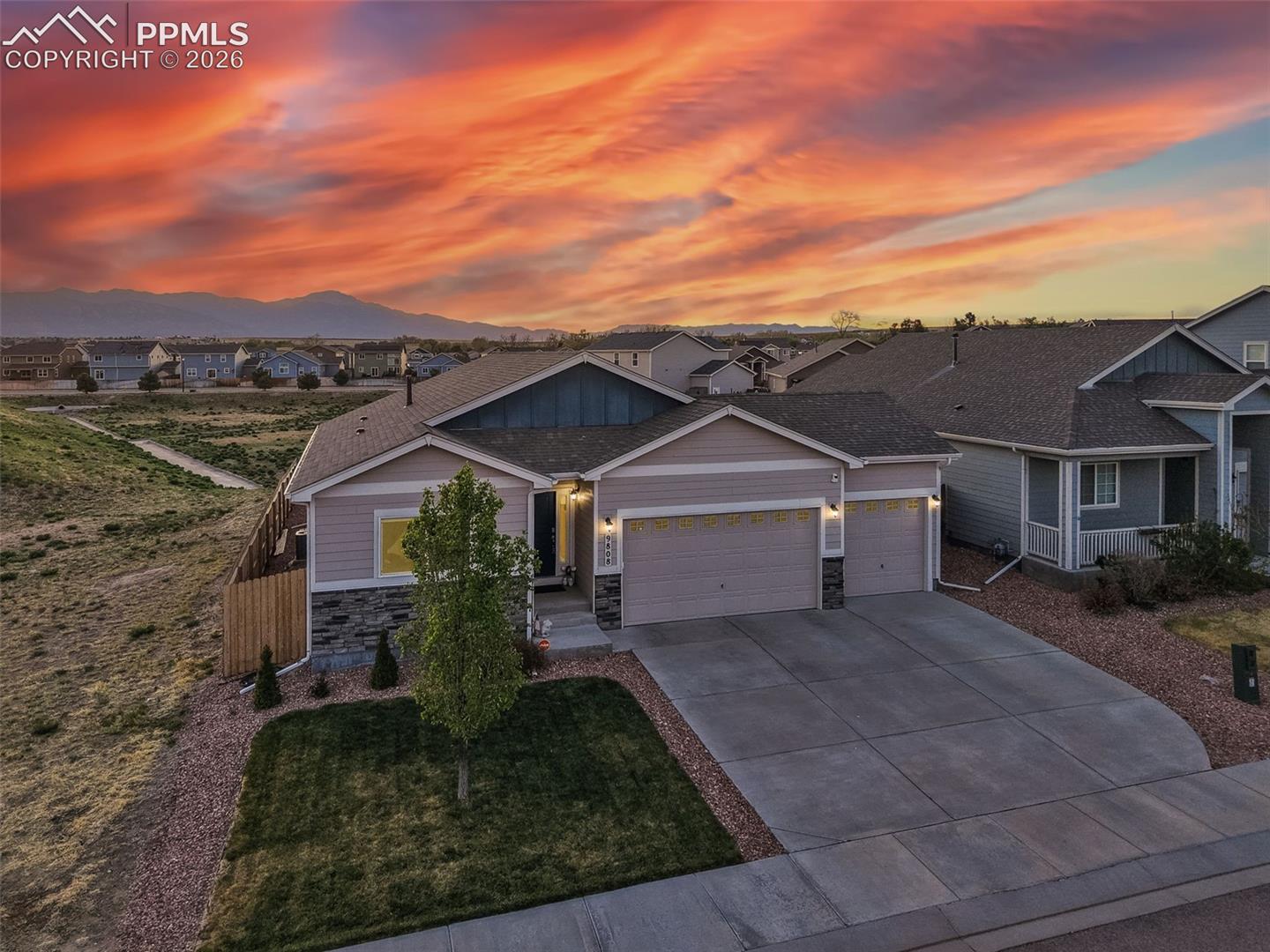 9808 Wando Dr, Colorado Springs, CO 80925