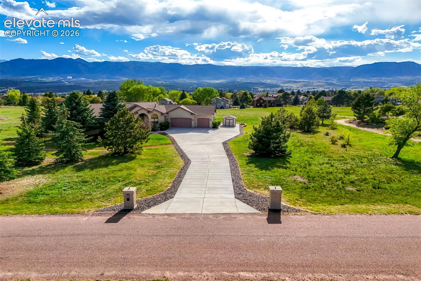 720 Mission Hill Way, Colorado Springs, CO 80921