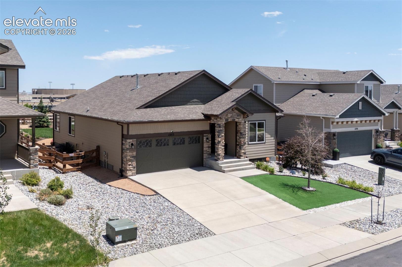 Photo 7 of 13713 Park Meadows Drive, Peyton