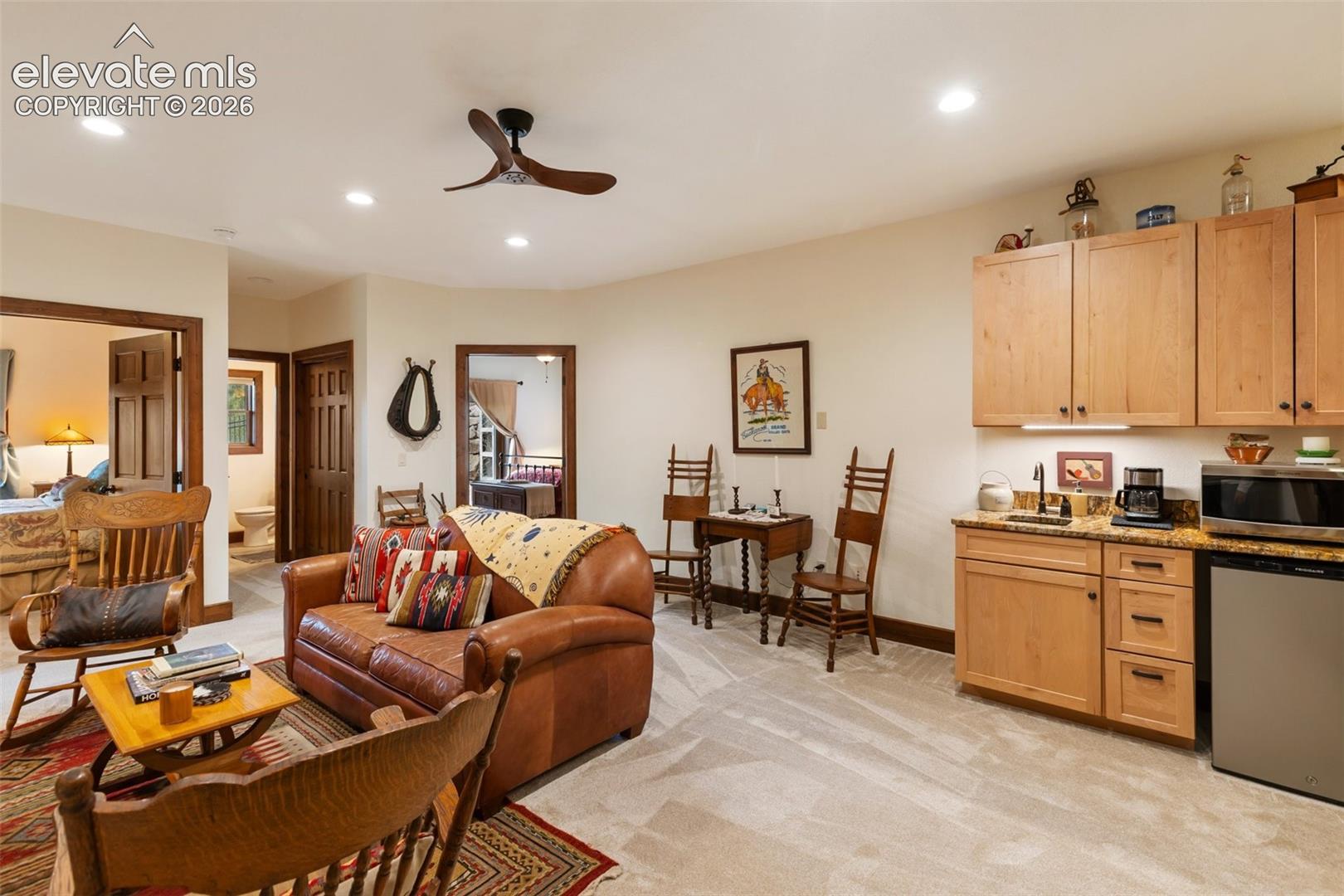 Wet bar and Family Room