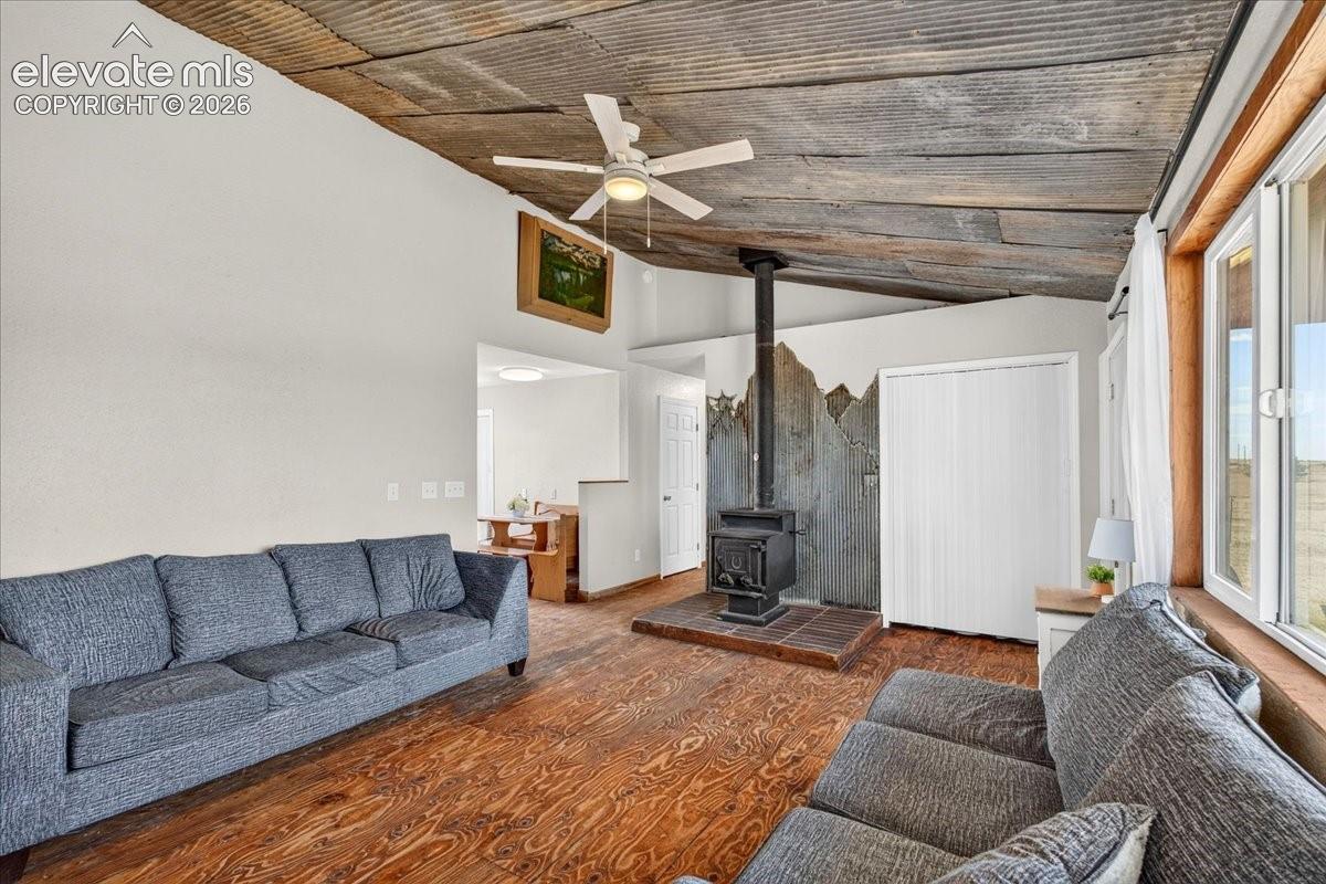 24396 Emerald Trl, Deer Trail, CO 80105