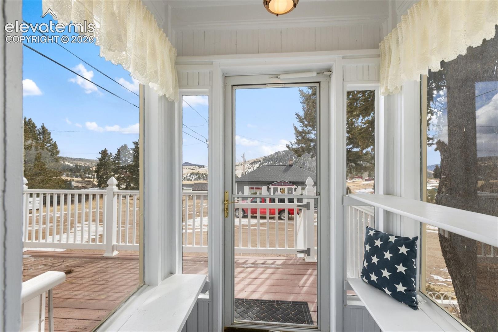 211 Spicer Ave, Victor, CO 80860