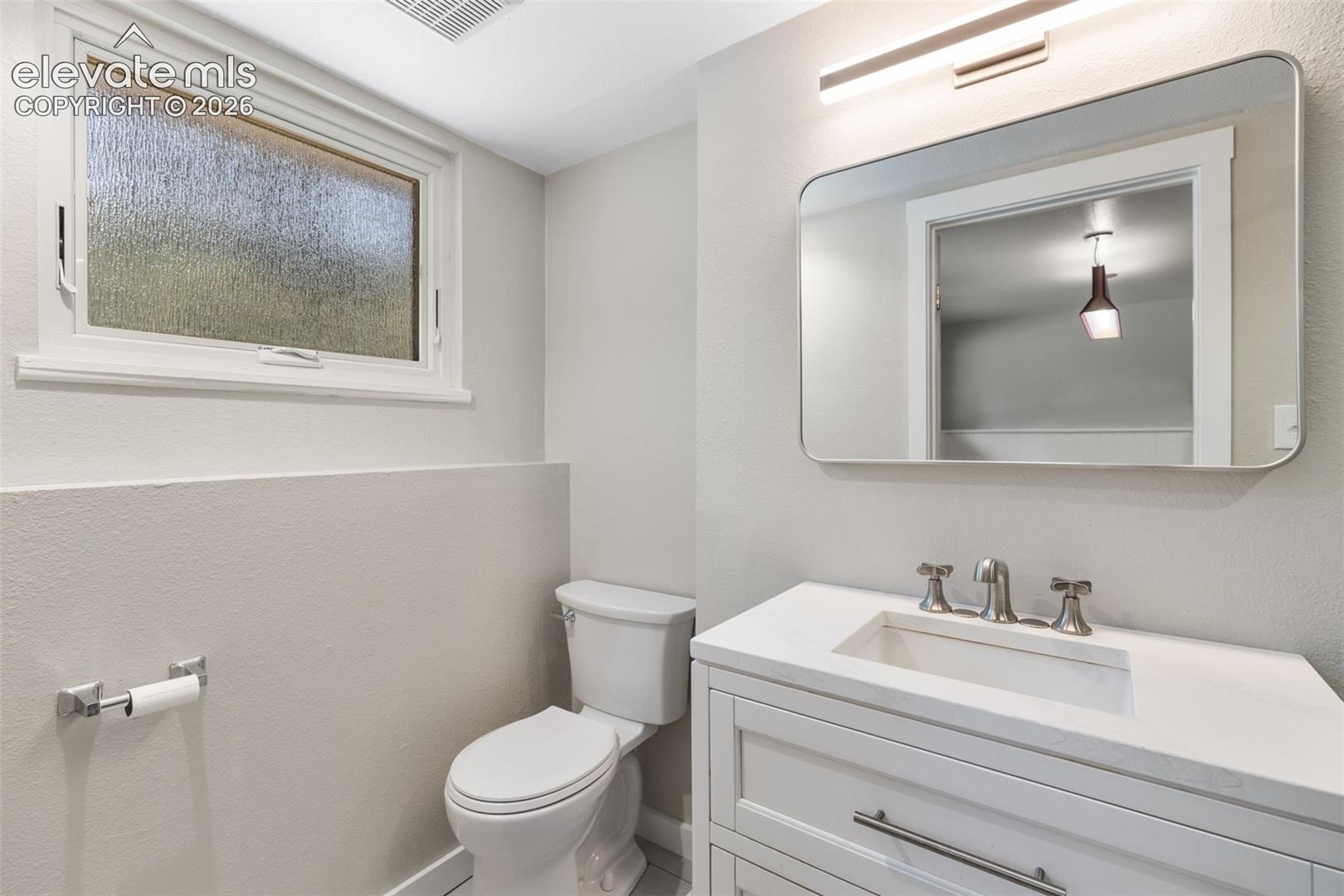 Photo 19 of 509 W Cheyenne Road, Colorado Springs