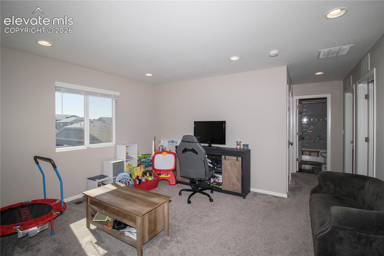 Photo 13 of 7051 Preble Drive, Colorado Springs