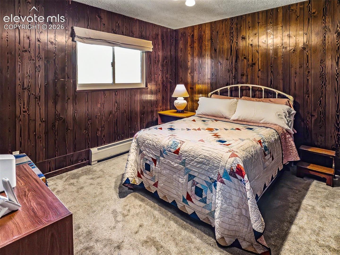 Guest room 1 Main Floor
