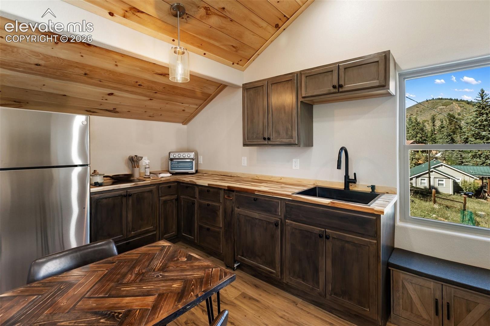 Kitchen and dining area