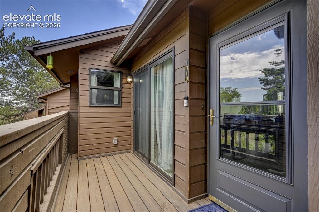 1016 Moorings Dr, Colorado Springs, CO 80906