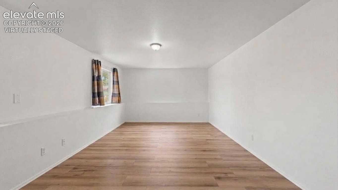 Virtually staged