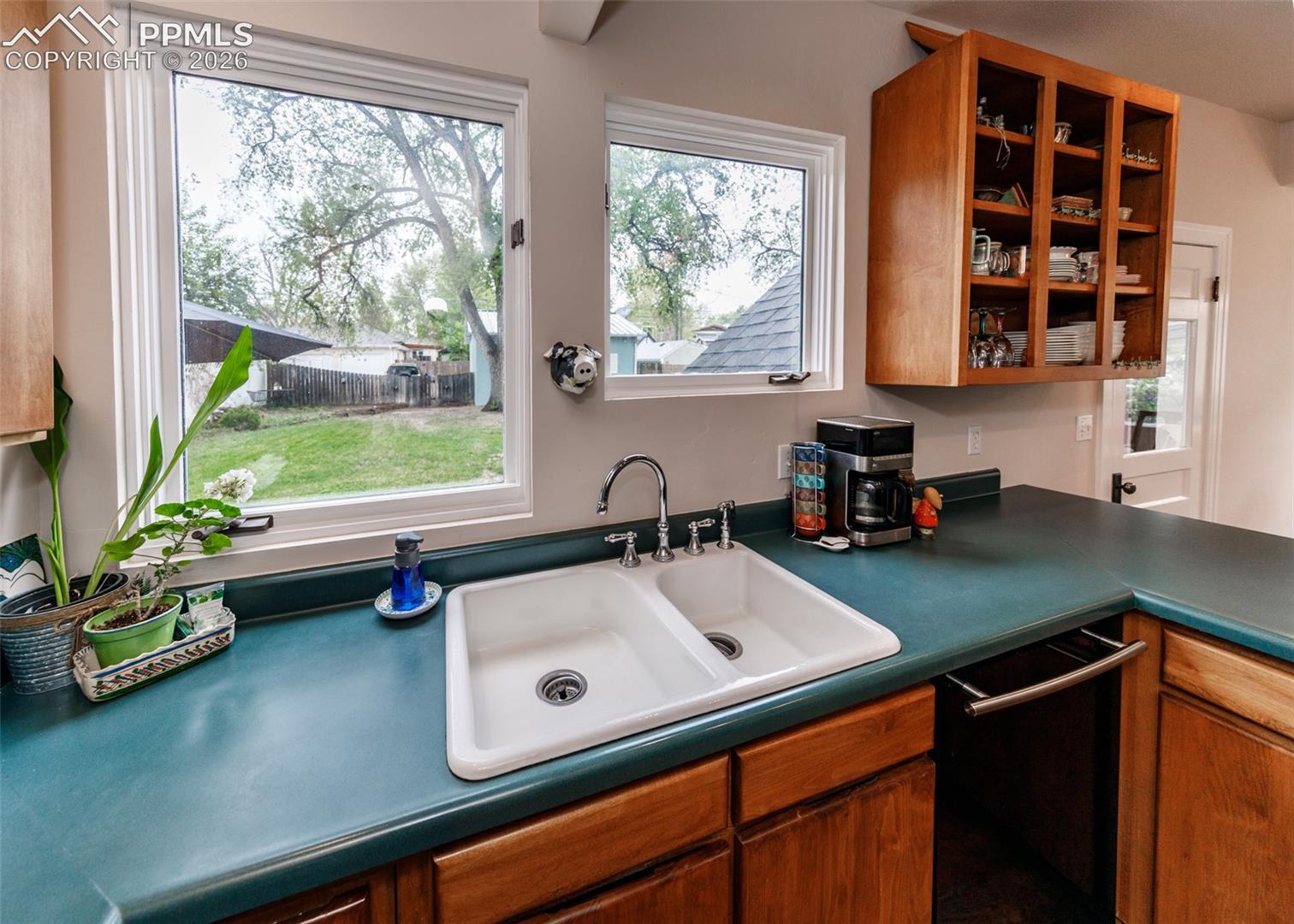 Photo 19 of 1517 N Corona Street, Colorado Springs