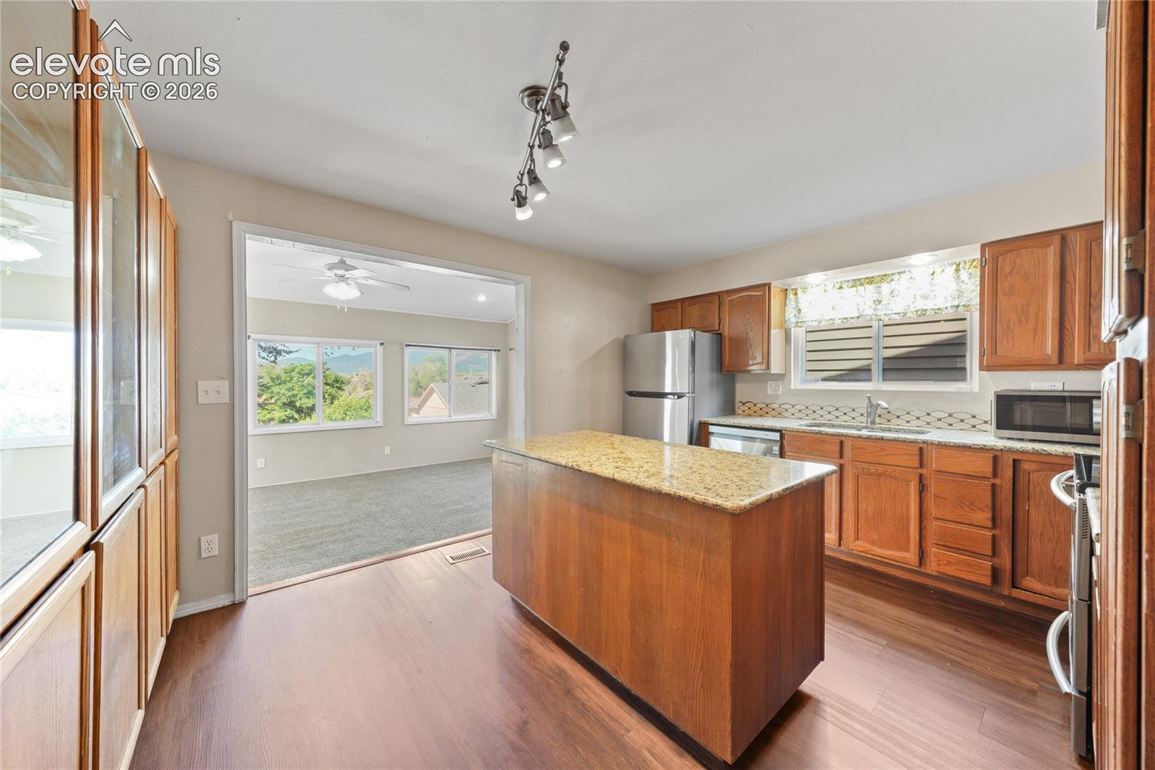 Photo 9 of 4426 McGrew Circle, Colorado Springs