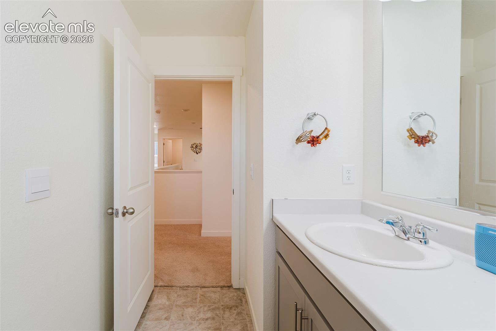 Upper Level Bathroom.