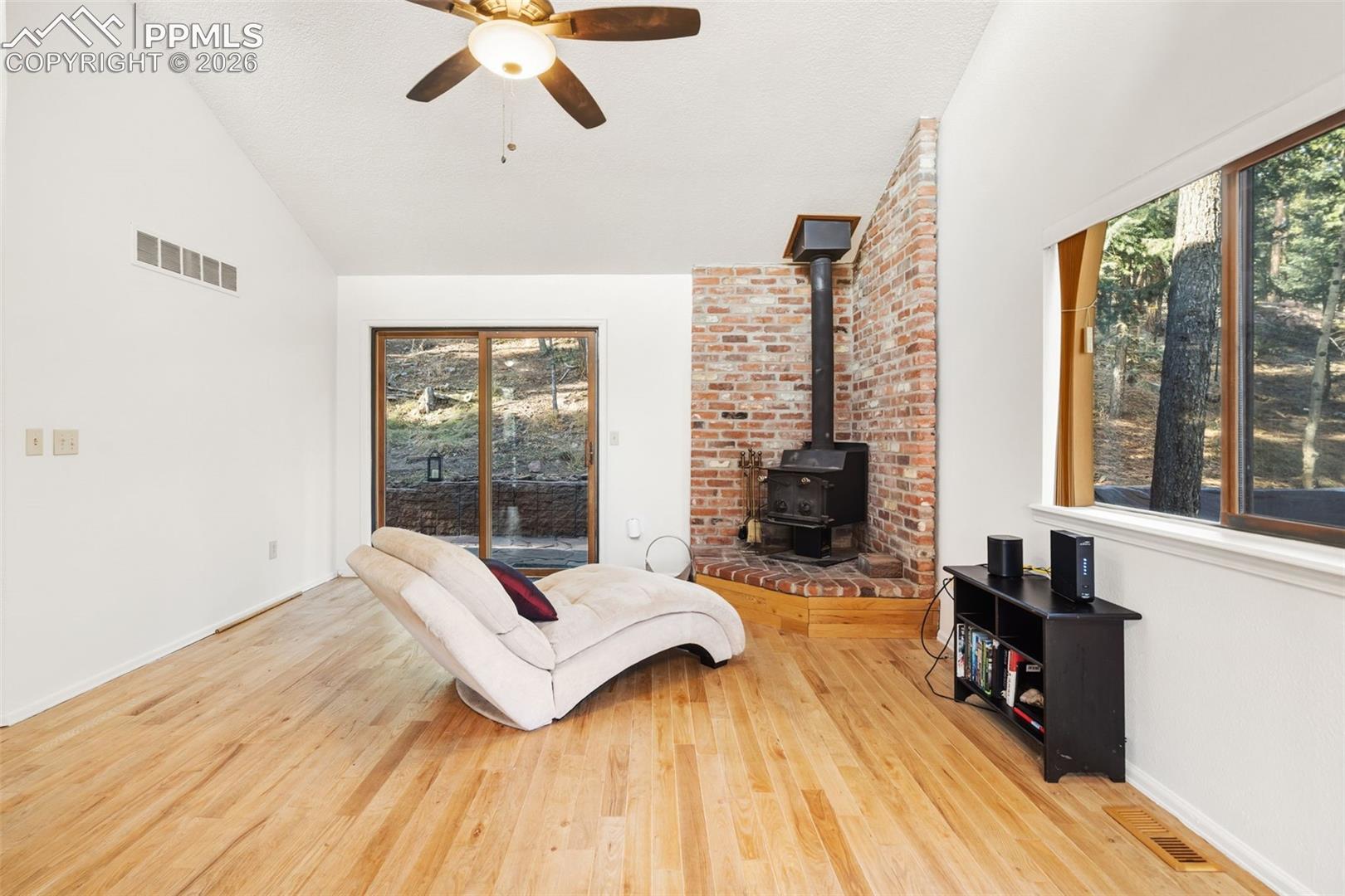 Photo 6 of 464 Evergreen Court, Woodland Park