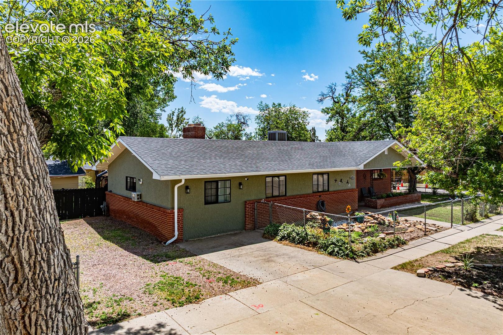1702 N 8th St, Canon City, CO 81212