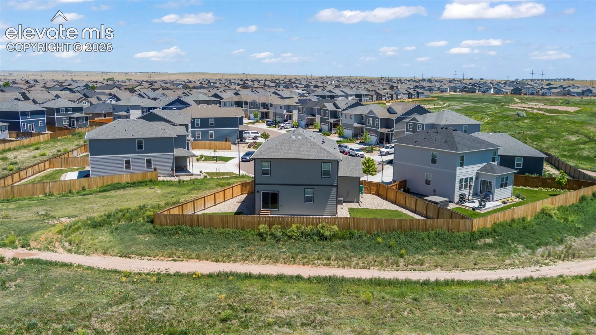 Open Space behind the house with fitness trail