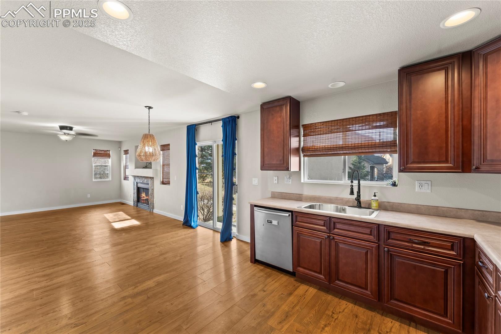 Photo 10 of 11508 Black Maple Lane, Colorado Springs