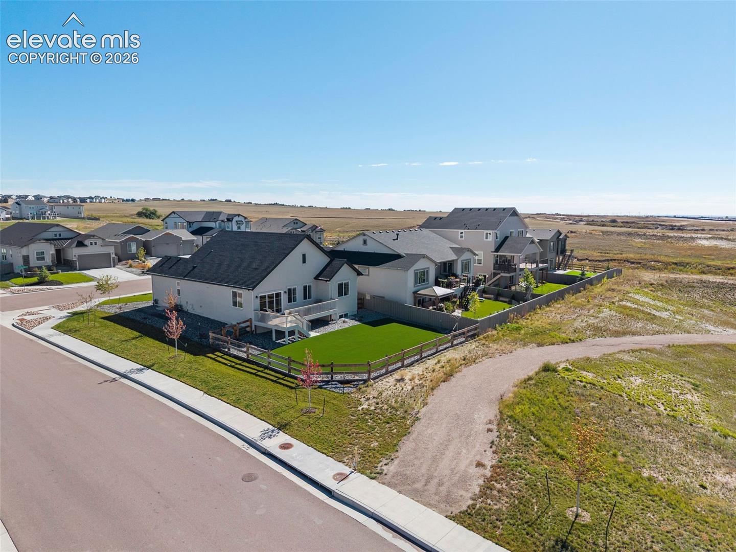 It's hard to find a newer home that doesn't have all your neighbors pressed up against you. This one is OPEN, PRIVATE and backs up to a green belt that will be preserved for drainage, protecting your views. 