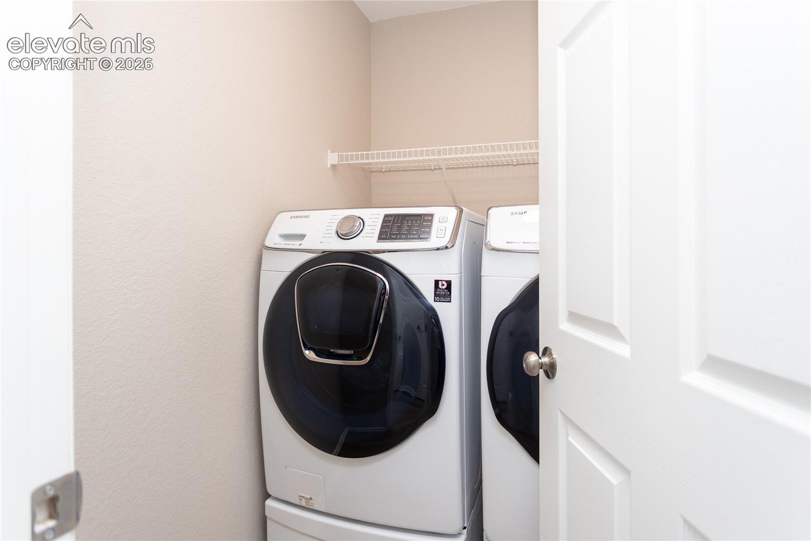 Stylish washer & dryer stay with the home!