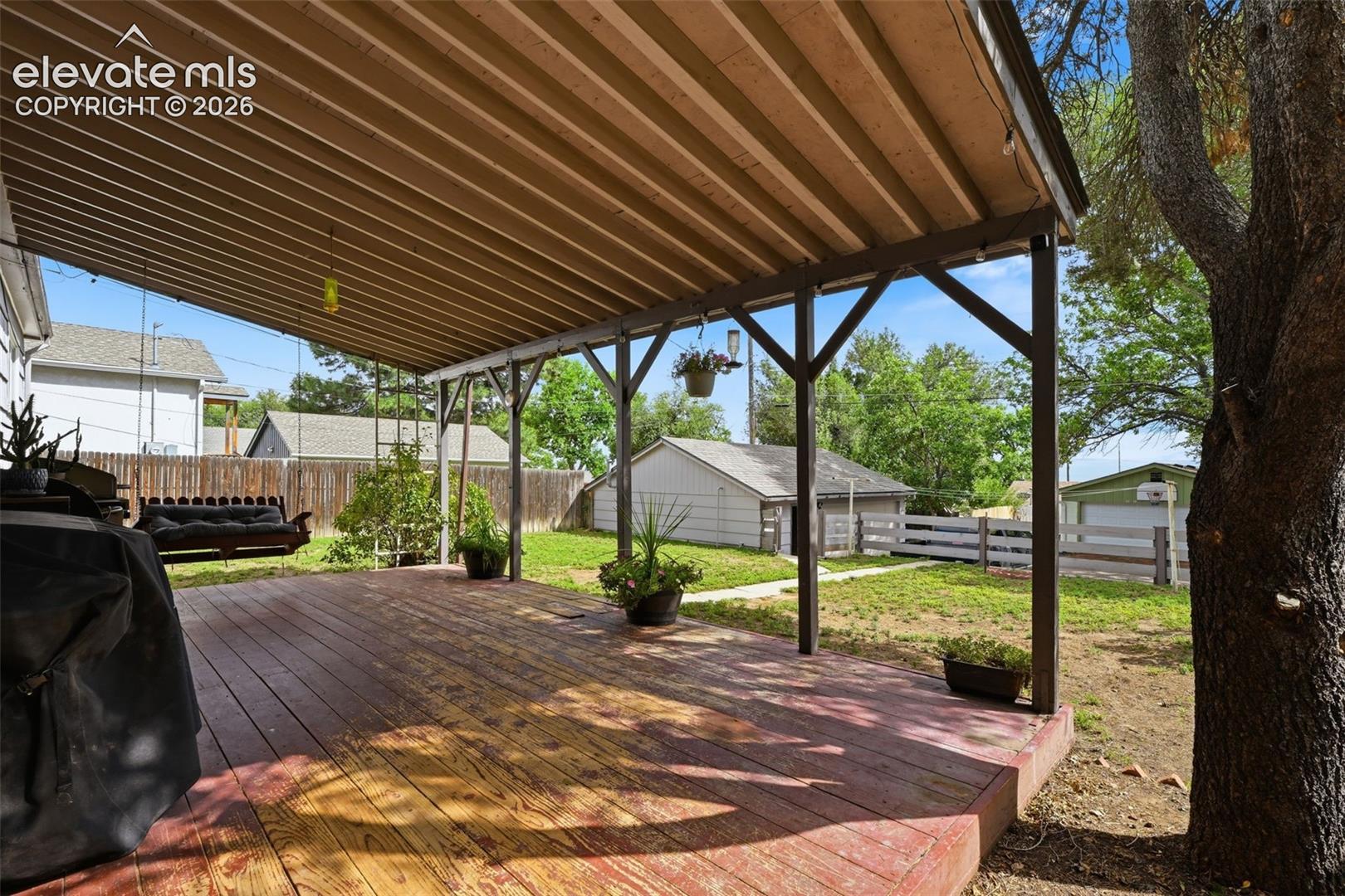 13x22 Covered Deck
