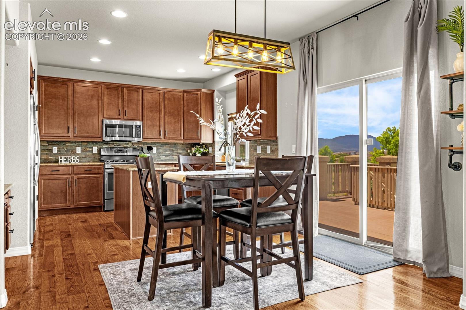 Photo 8 of 1528 Yellow Tail Drive, Colorado Springs