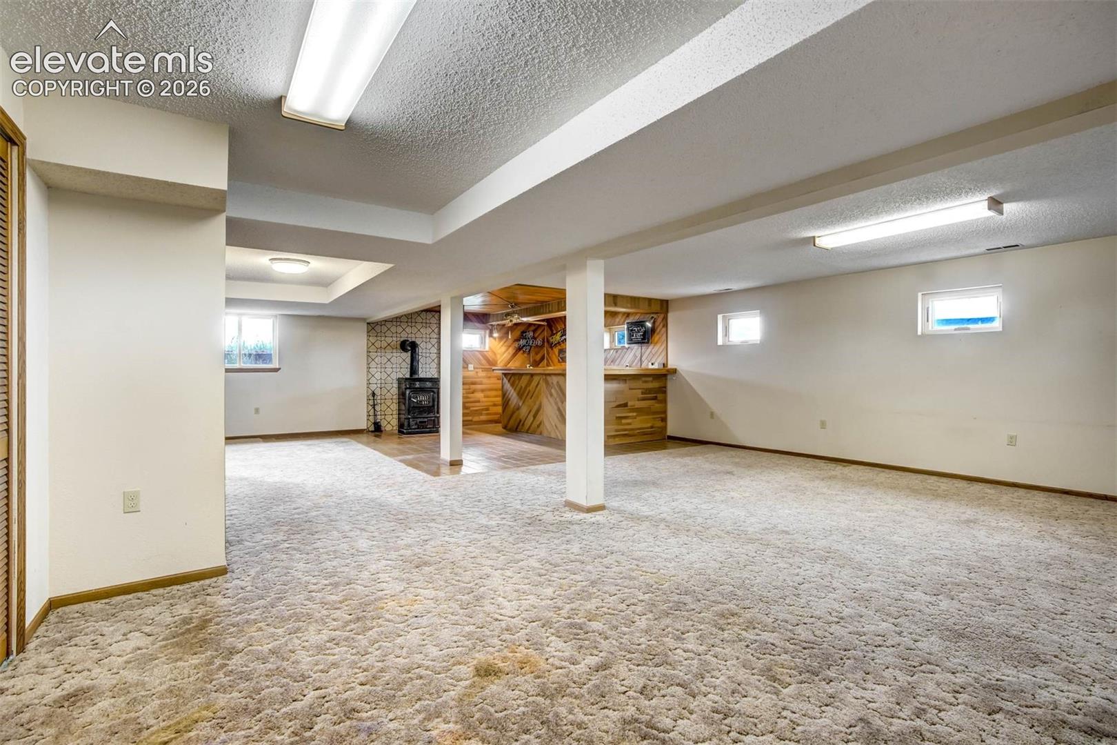 Very large family room space w/ wet bar