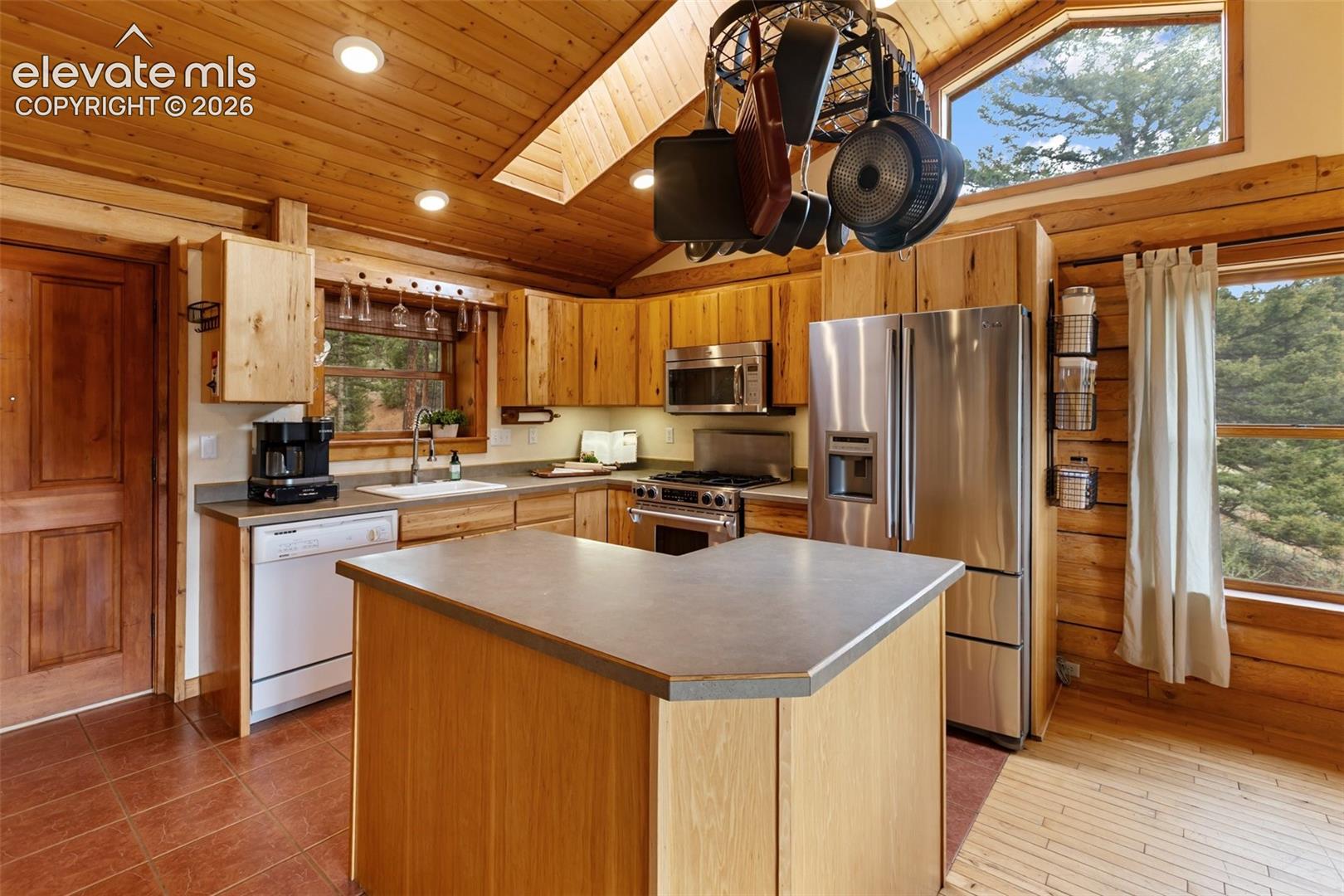 Photo 9 of 918 Douglas Fir Drive, Woodland Park