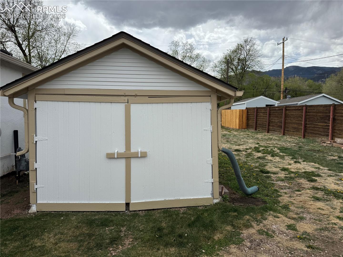 2219 Hagerman St, Colorado Springs, CO 80904