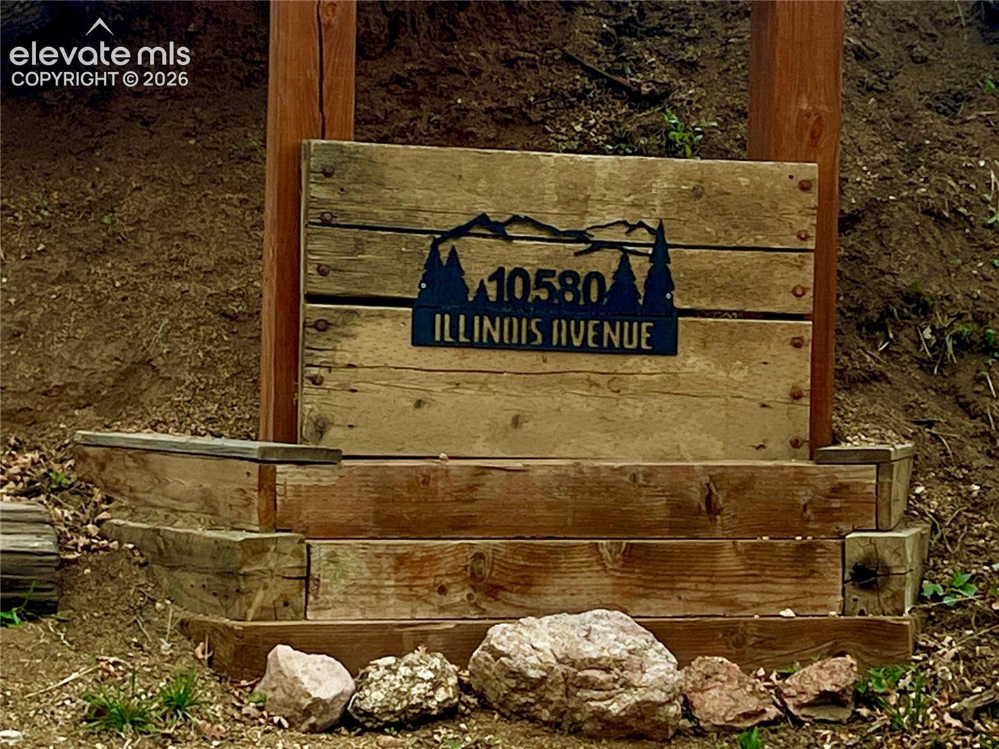 Address sign for cabin
