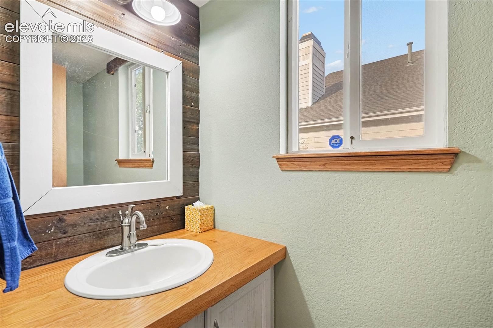Photo 10 of 9419 Daystar Terrace, Colorado Springs