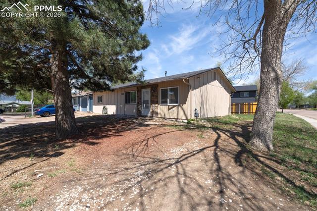 3402 Springnite Dr, Colorado Springs, CO 80916