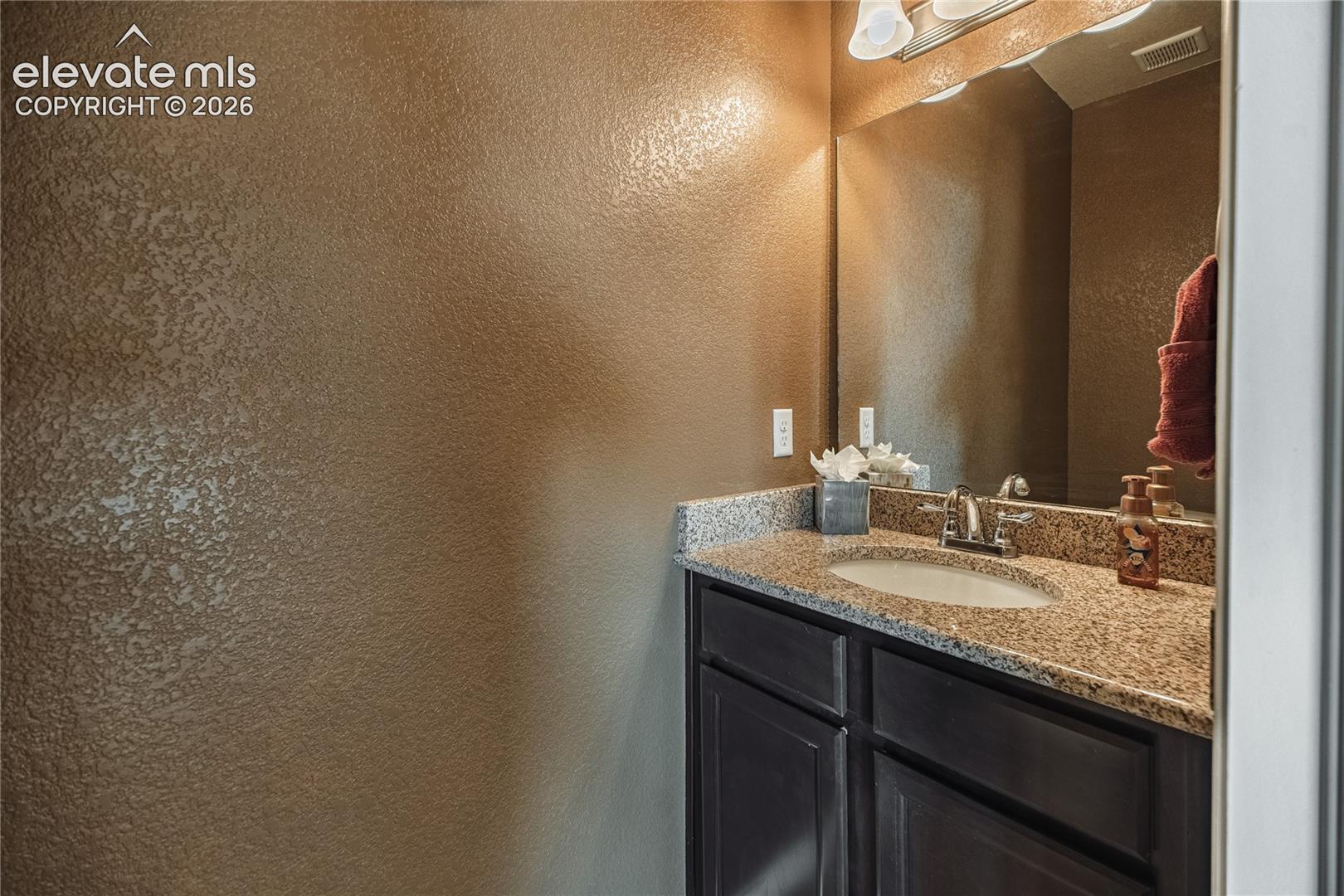 Photo 9 of 10234 Mt Lincoln Drive, Peyton