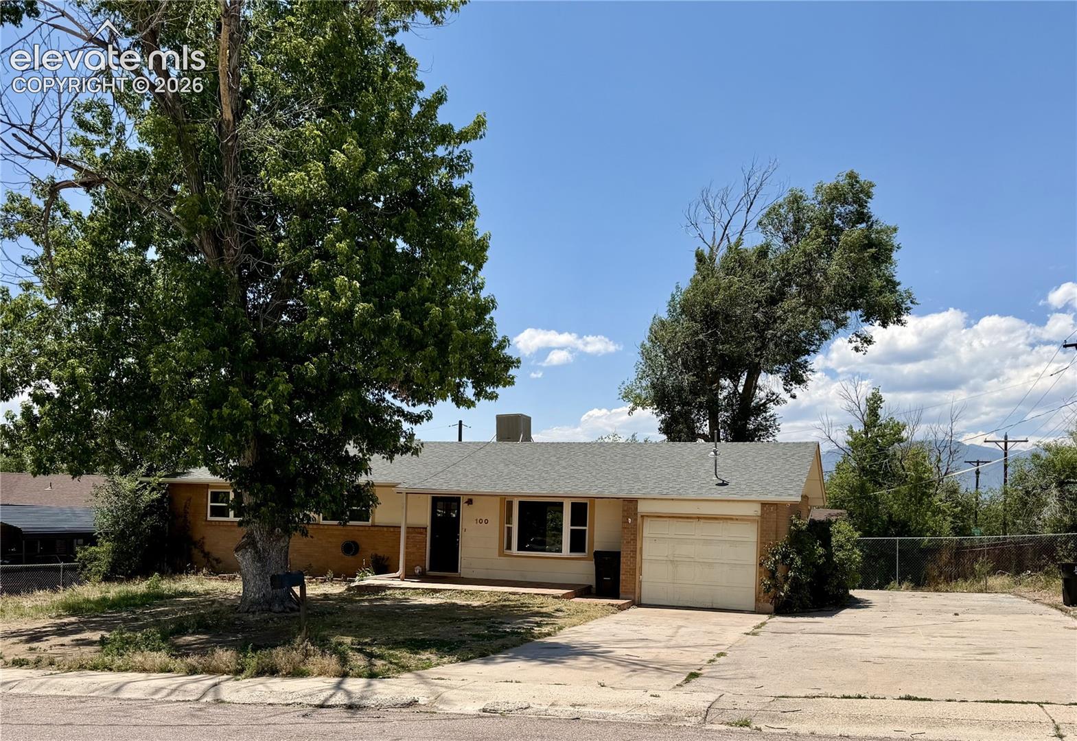 100 Grinnell St, Colorado Springs, CO 80911