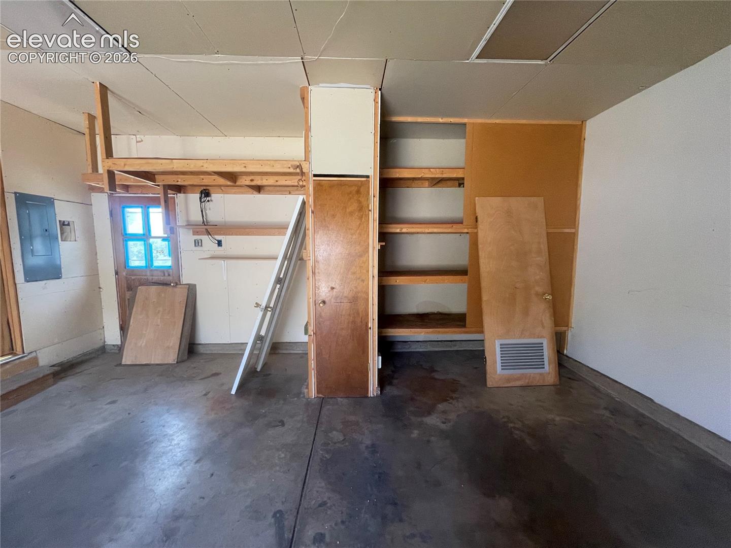 1443 Acacia Dr, Colorado Springs, CO 80907