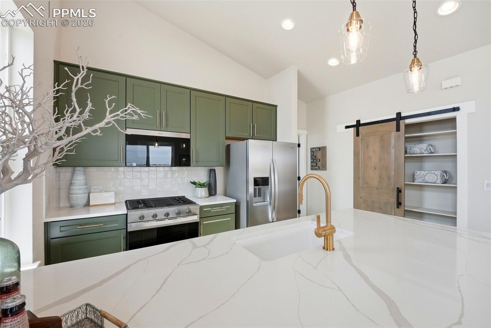 Photo 12 of 9456 Traveler Terrace, Colorado Springs