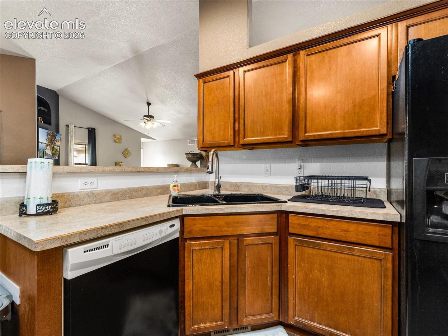 Photo 8 of 1140 W Shenandoah Drive, Pueblo