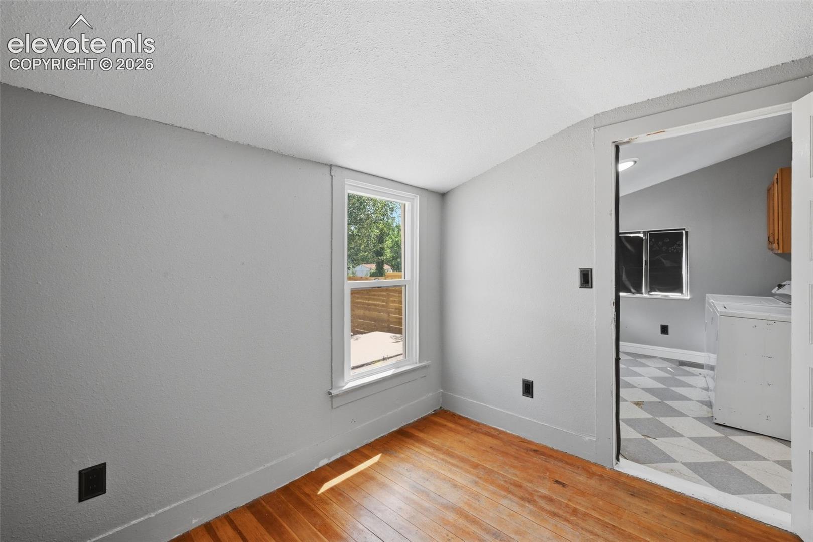 Photo 14 of 631 E Willamette Avenue, Colorado Springs