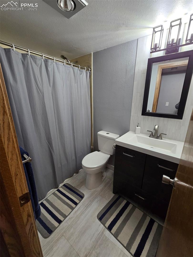 Full bathroom