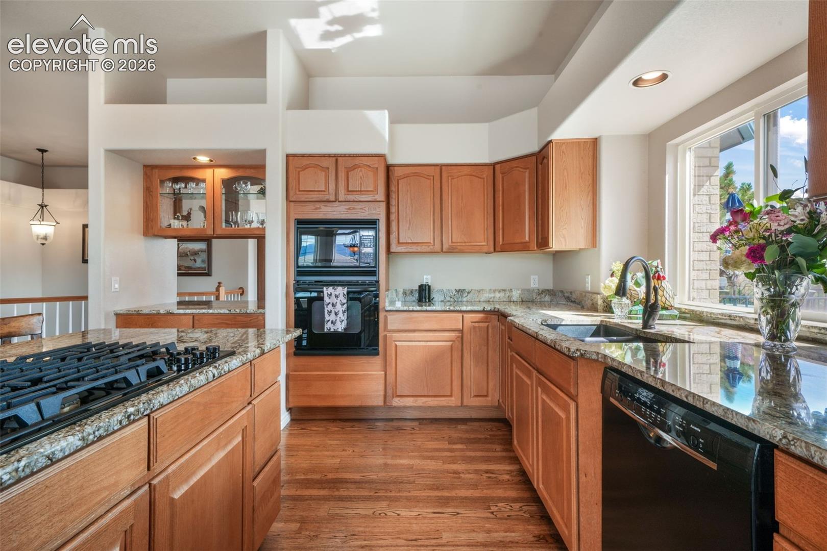 Photo 6 of 5515 Wittenberg Court, Colorado Springs