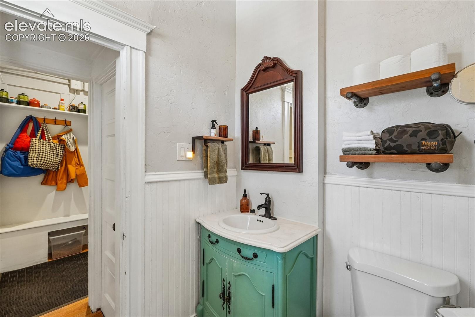 Full bathroom