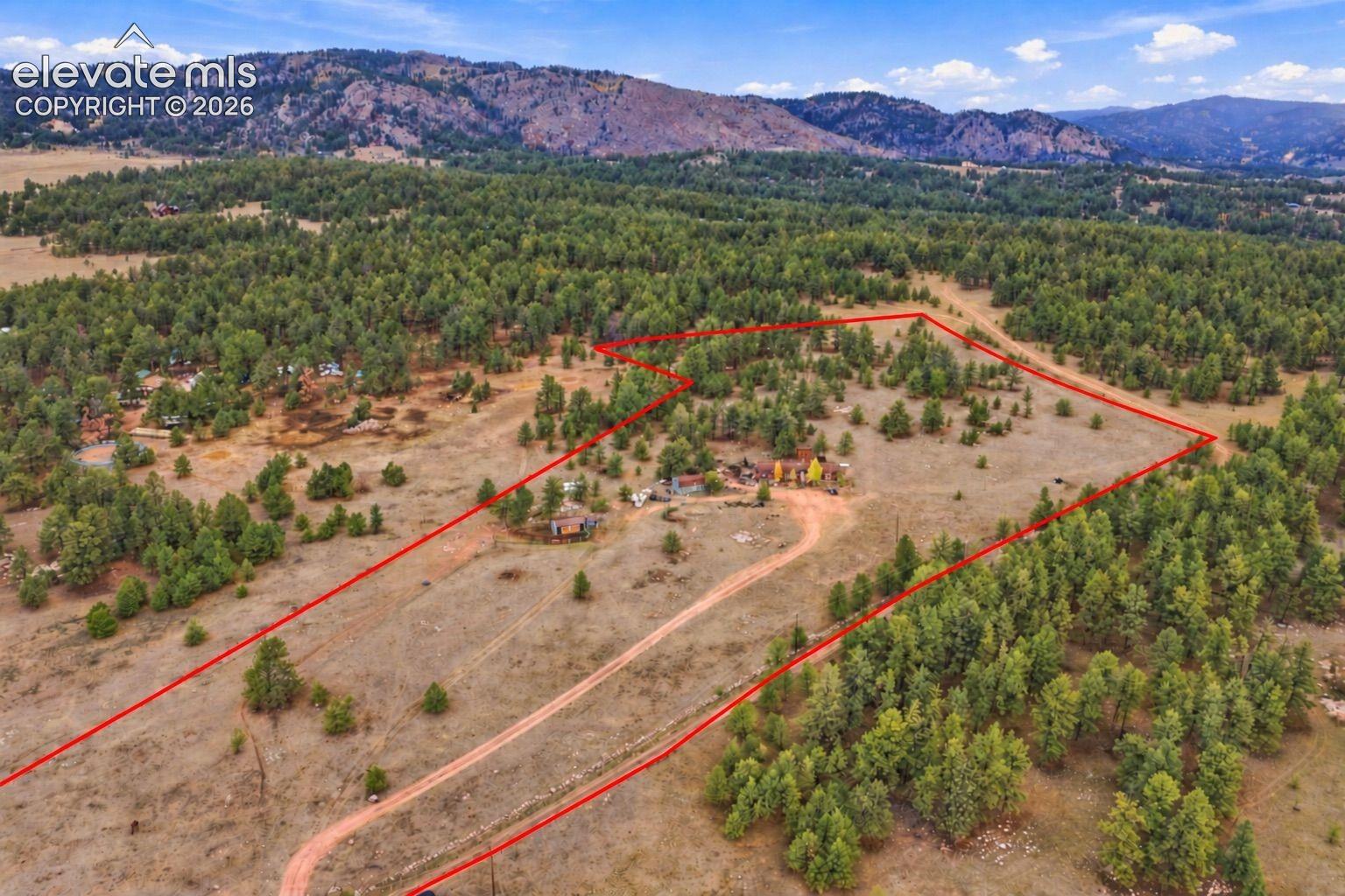 Property Lines are Approximate and not a survey