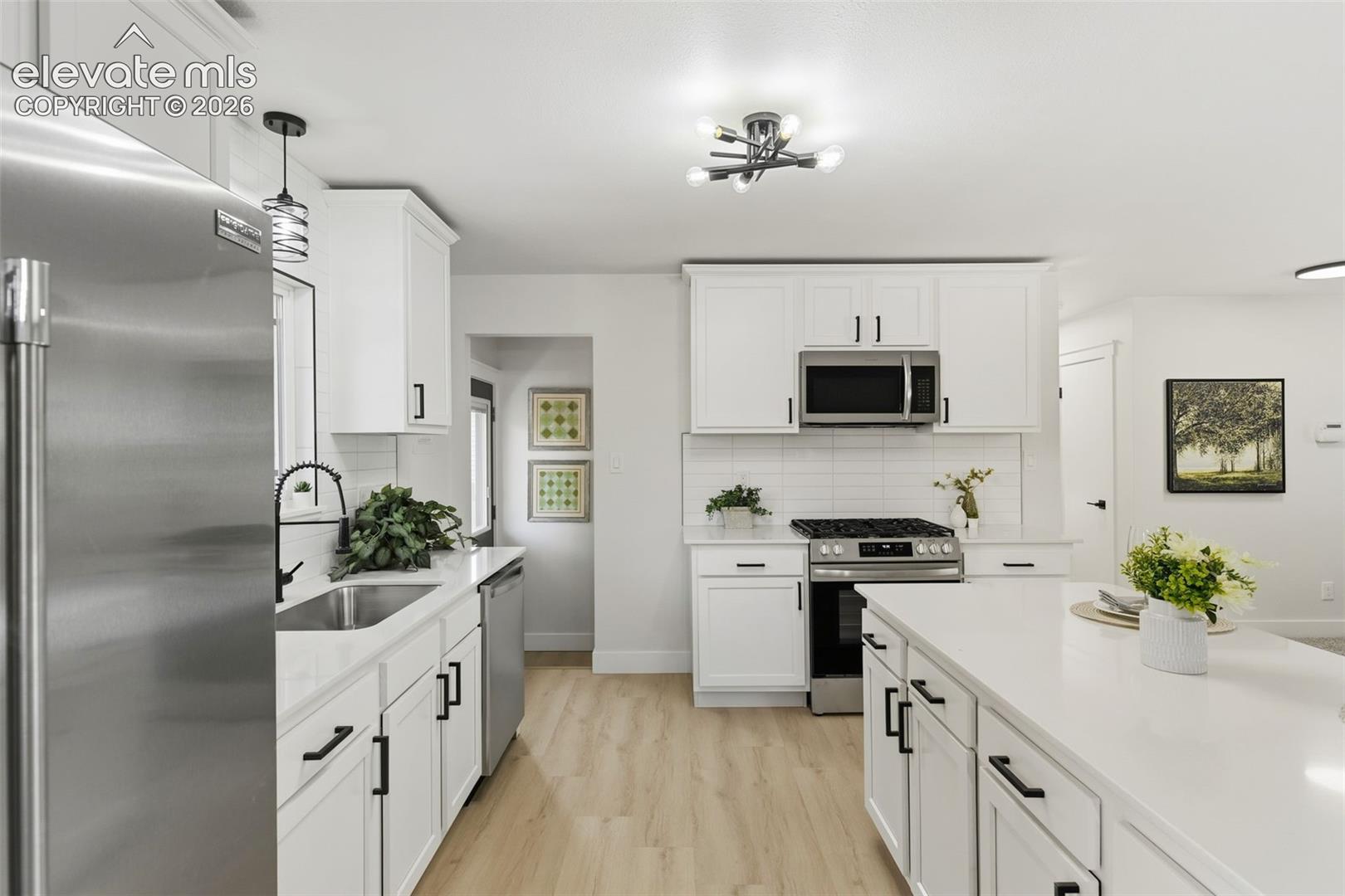 Photo 16 of 705 Pioneer Lane, Colorado Springs