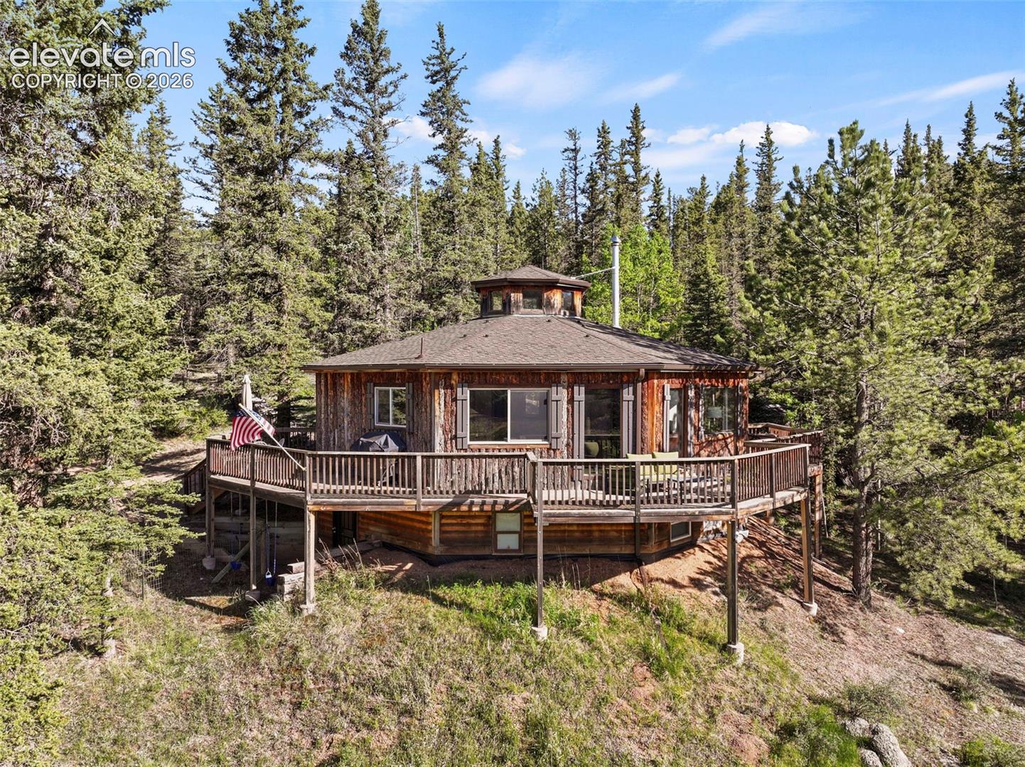658 Conestoga Creek Rd, Florissant, CO 80816