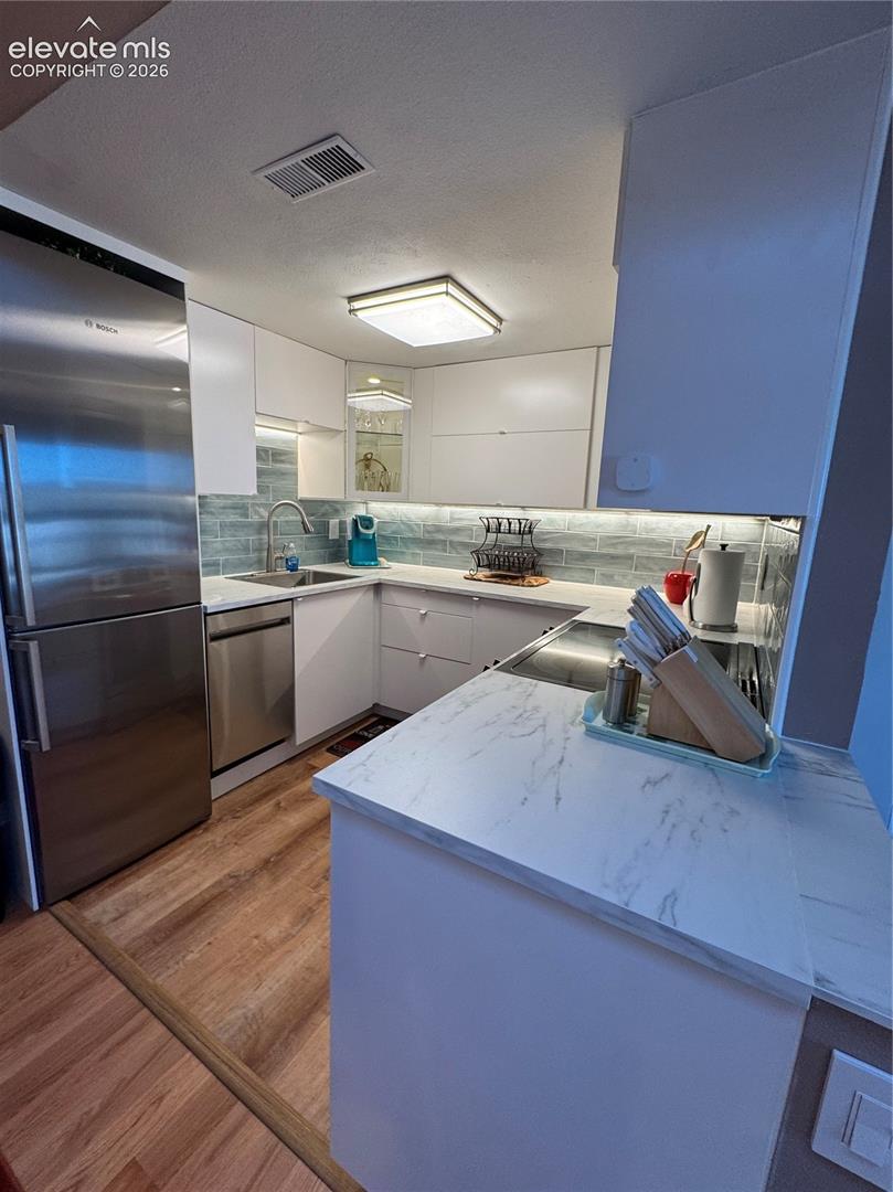 Photo 8 of 814 Tenderfoot Hill Road #202, Colorado Springs