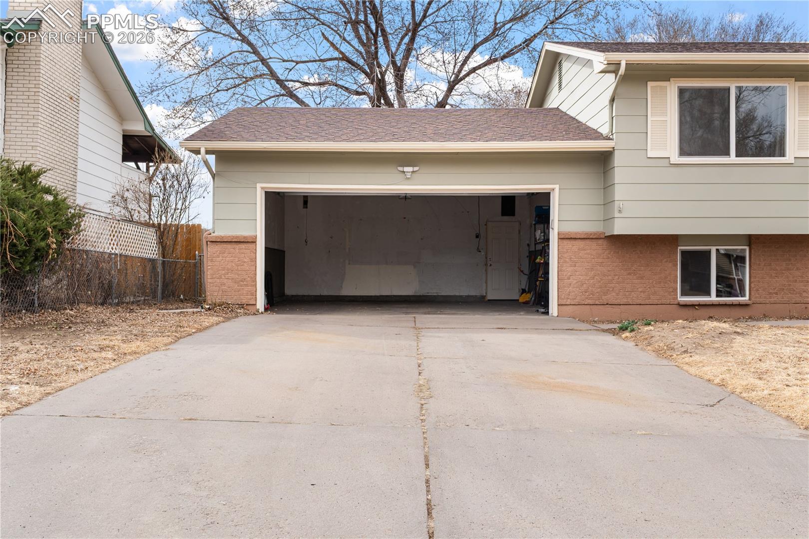 823 Squire St, Colorado Springs, CO 80911
